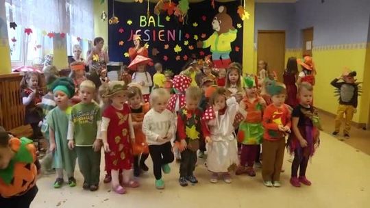 BAL JESIENI W PRZEDSZKOLU MIŚ USZATEK