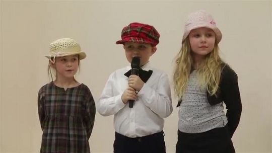 DZIEŃ BABCI I DZIADKA W PRZEDSZKOLU PINOKIO - GRUPA SKRZATY, ELFY, DZWONECZKI, ŻABKI