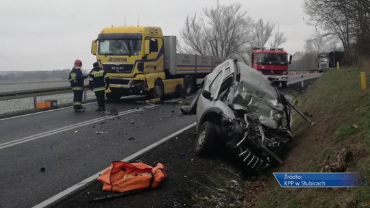 Śmiertelny wypadek, nie żyją dwie osoby. Mamy komentarz kierowcy ciężarówki 