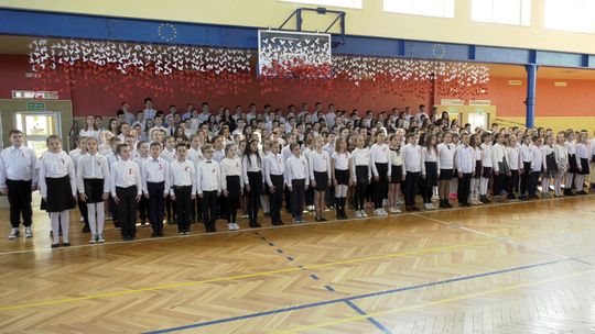 W Ośnie Lubuskim zaśpiewali ''Do Hymnu'' 