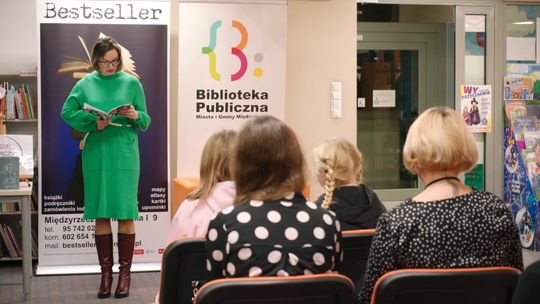 Wieczór poezji w międzyrzeckiej bibliotece