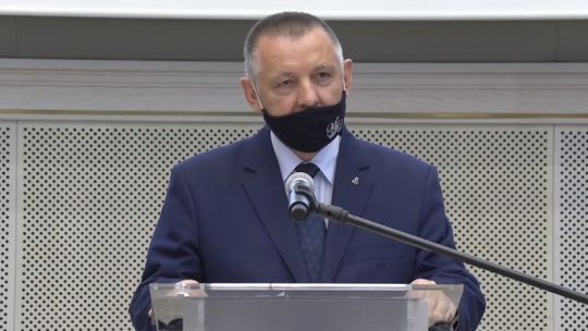 Wnioski do prokuratury dotyczą najwyższych urzędników w państwie. Banaś kontratakuje