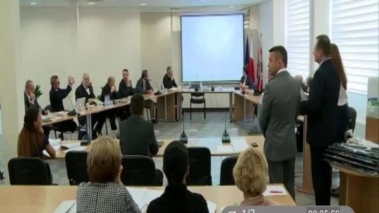 XXIV SESJA RADY MIEJSKIEJ. O CZYM ROZMAWIALI RADNI ?