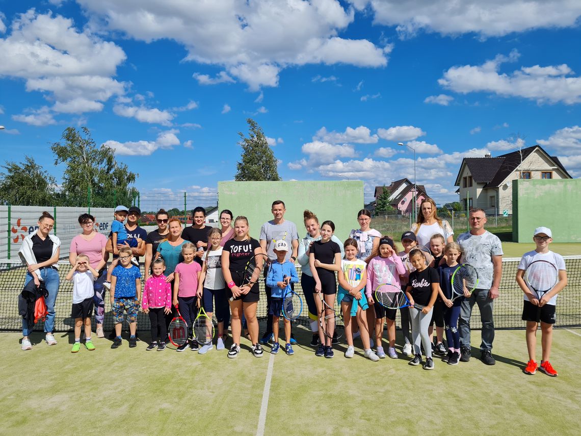 Dodatkowy nabór dzieci i młodzieży na bezpłatne zajęcia tenisa