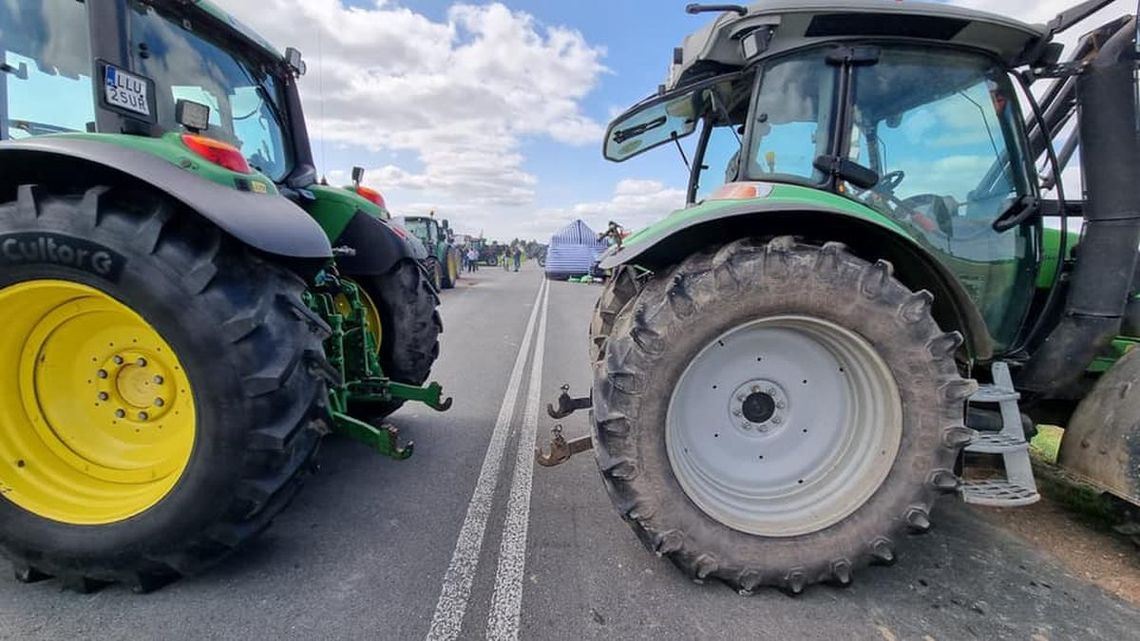 Rolnicy zablokują drogi w całej Polsce